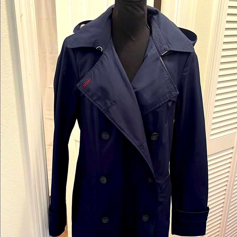 Tommy Hilfiger Double Breasted Hooded Trench Coat with Wide Lapels